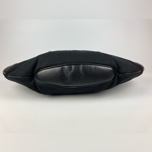 Chanel Black Woven Linen and Leather CC Logo Cut Out Tote Bag - Picture 4 of 9